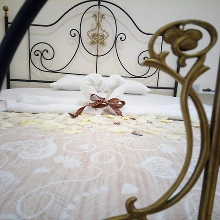 Levante 23 Apartment Бриндизи Екстериор снимка
