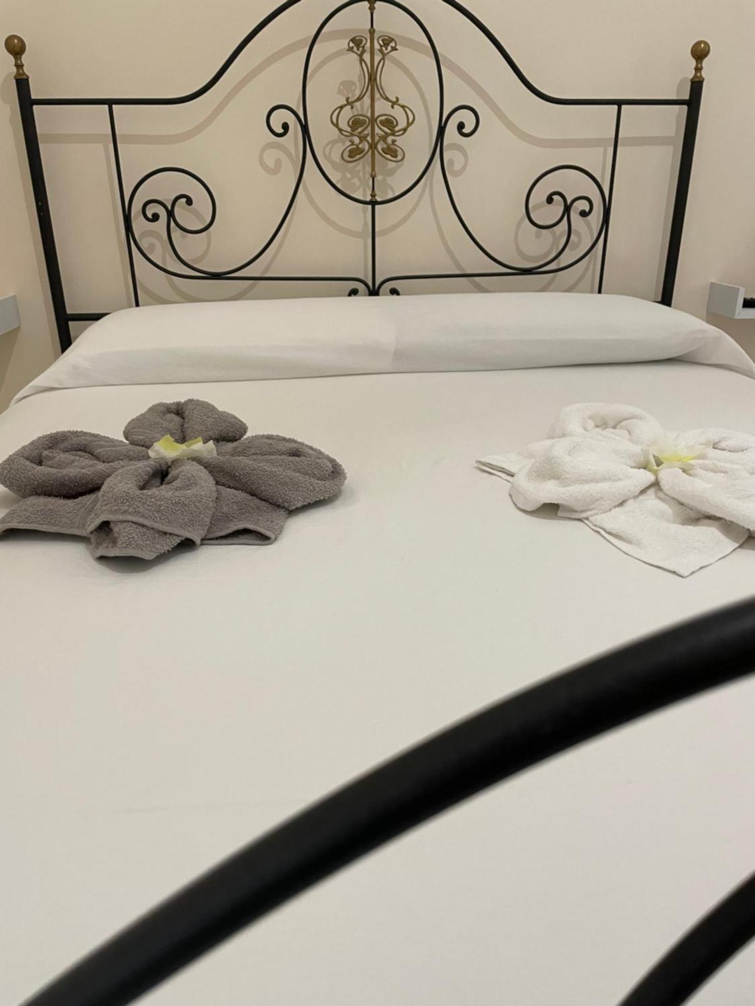 Levante 23 Apartment Бриндизи Екстериор снимка