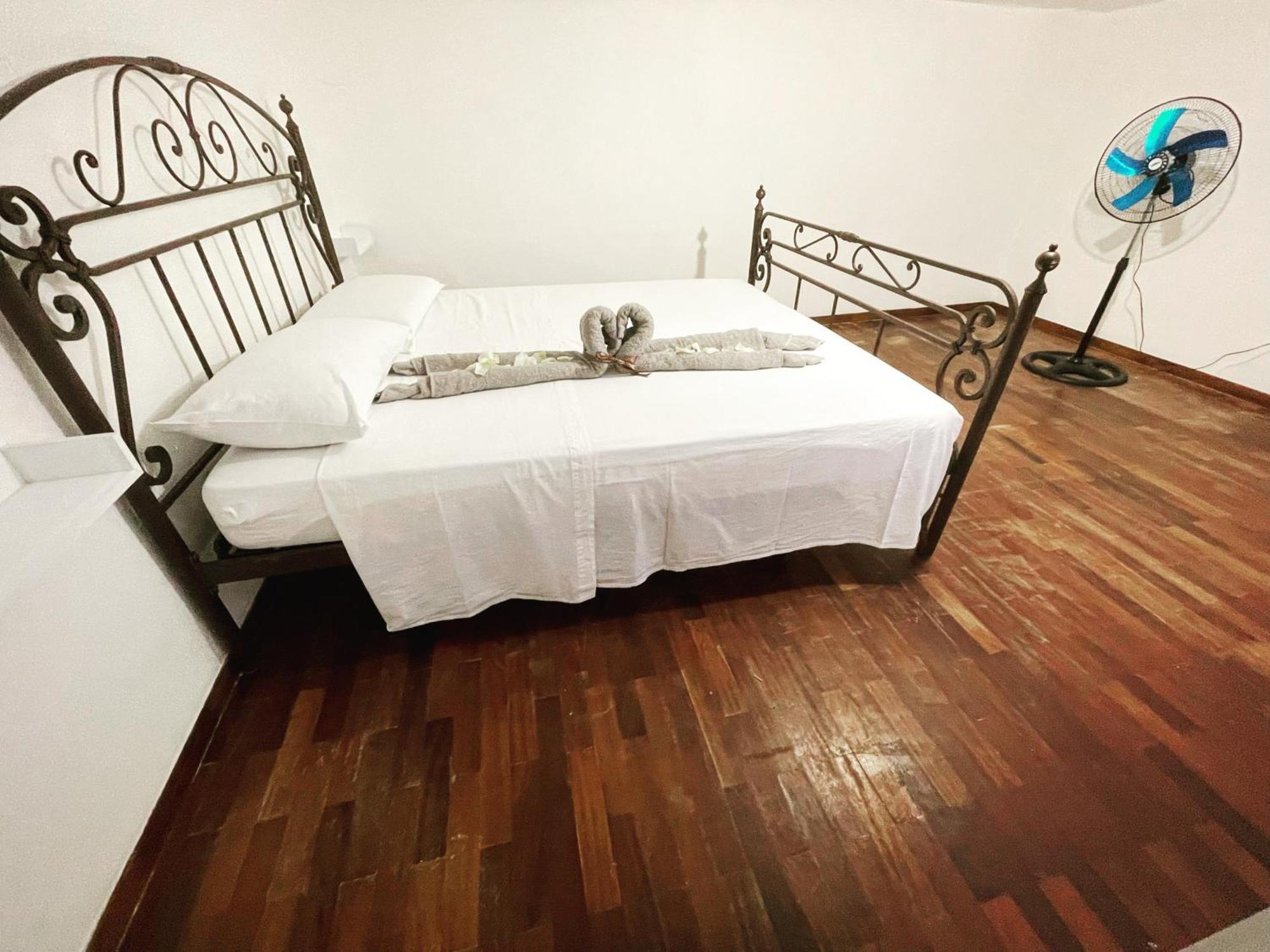 Levante 23 Apartment Бриндизи Екстериор снимка